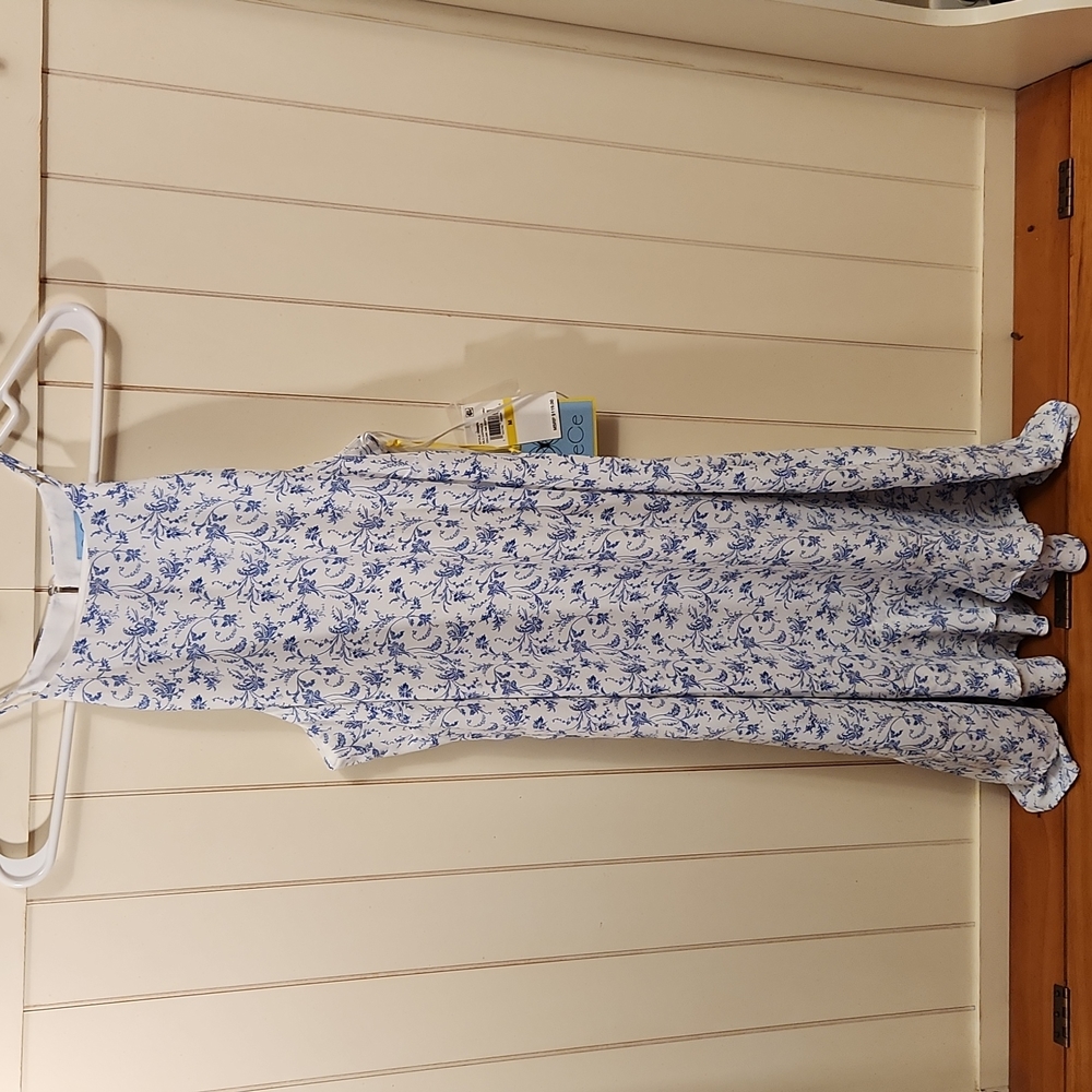 CeCe Trapeze Dress Blue and White Flowers- Medium NWT